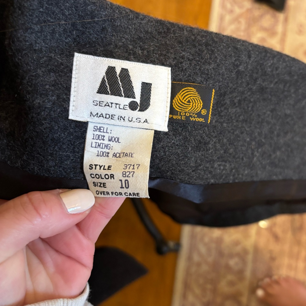 100% Wool Jacket - image 7